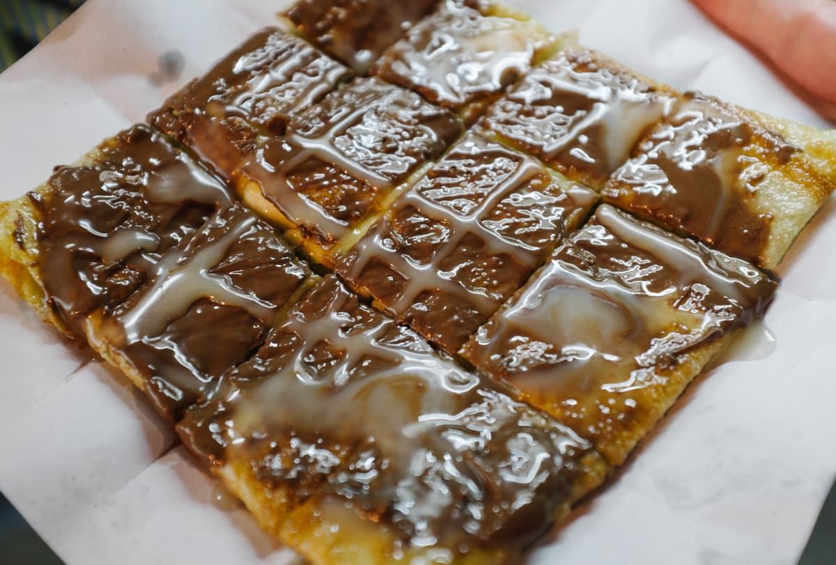 Banana Nutella roti from a Bangkok street food stall