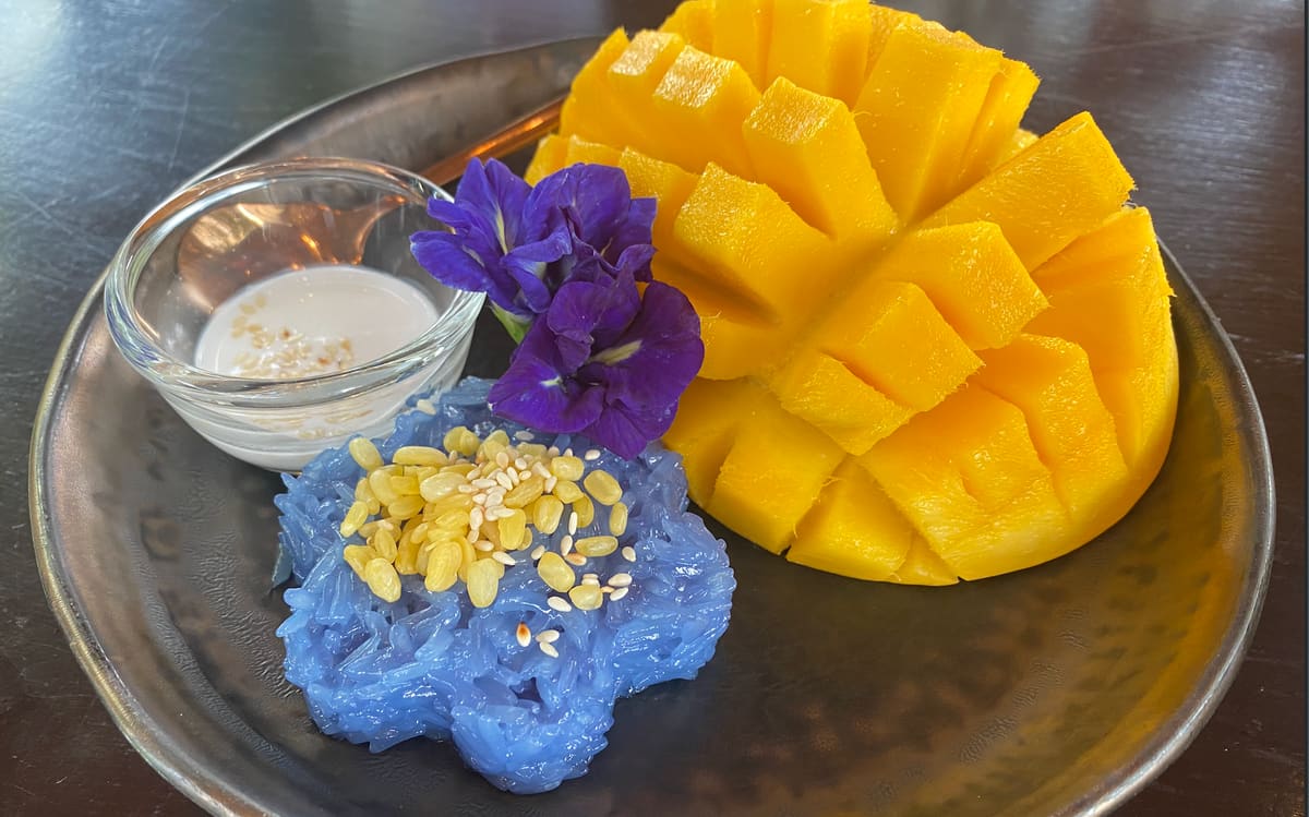 Thai mango sticky rice